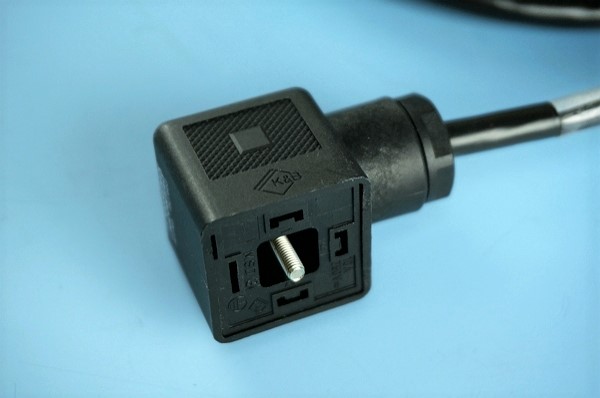 GR11207-008 Nema L6-15P to Valve Power Cable 2